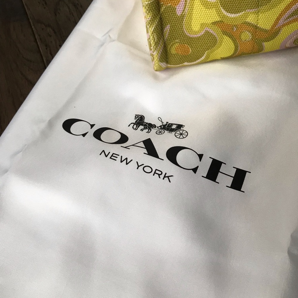 Coach Cargo Tote Crossbody Purse With Paisley Print, NWT - Picture 8 of 16